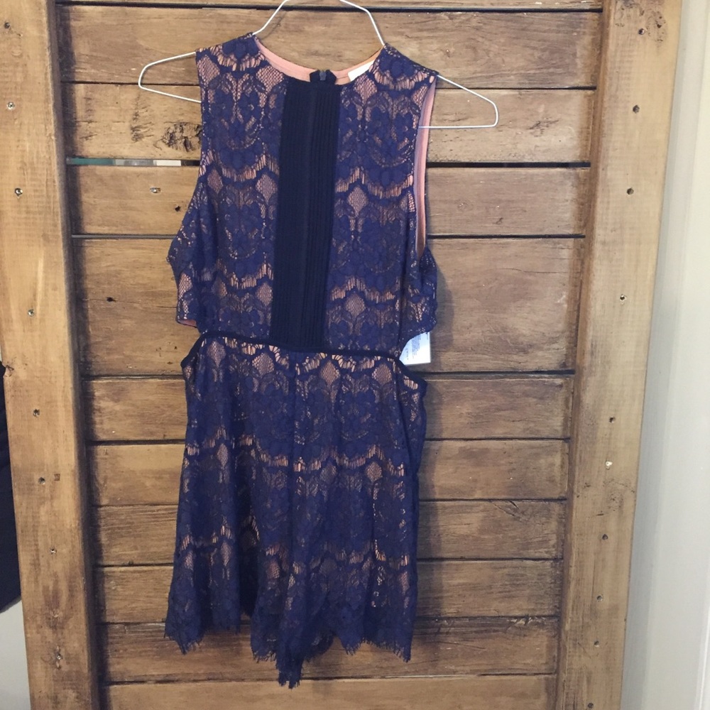 New NWT Foxiedox lace cutout sides romper M